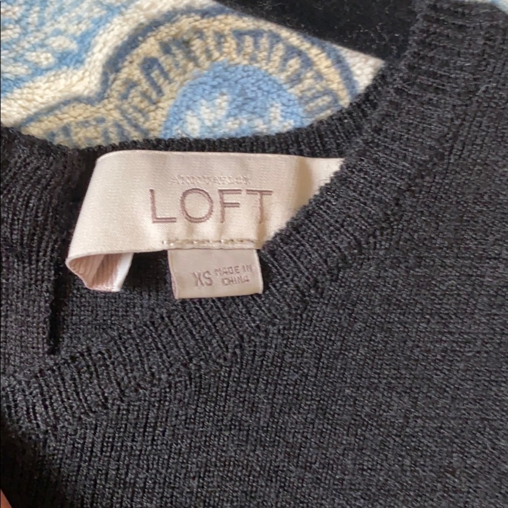 Loft sweater - Picture 2 of 2
